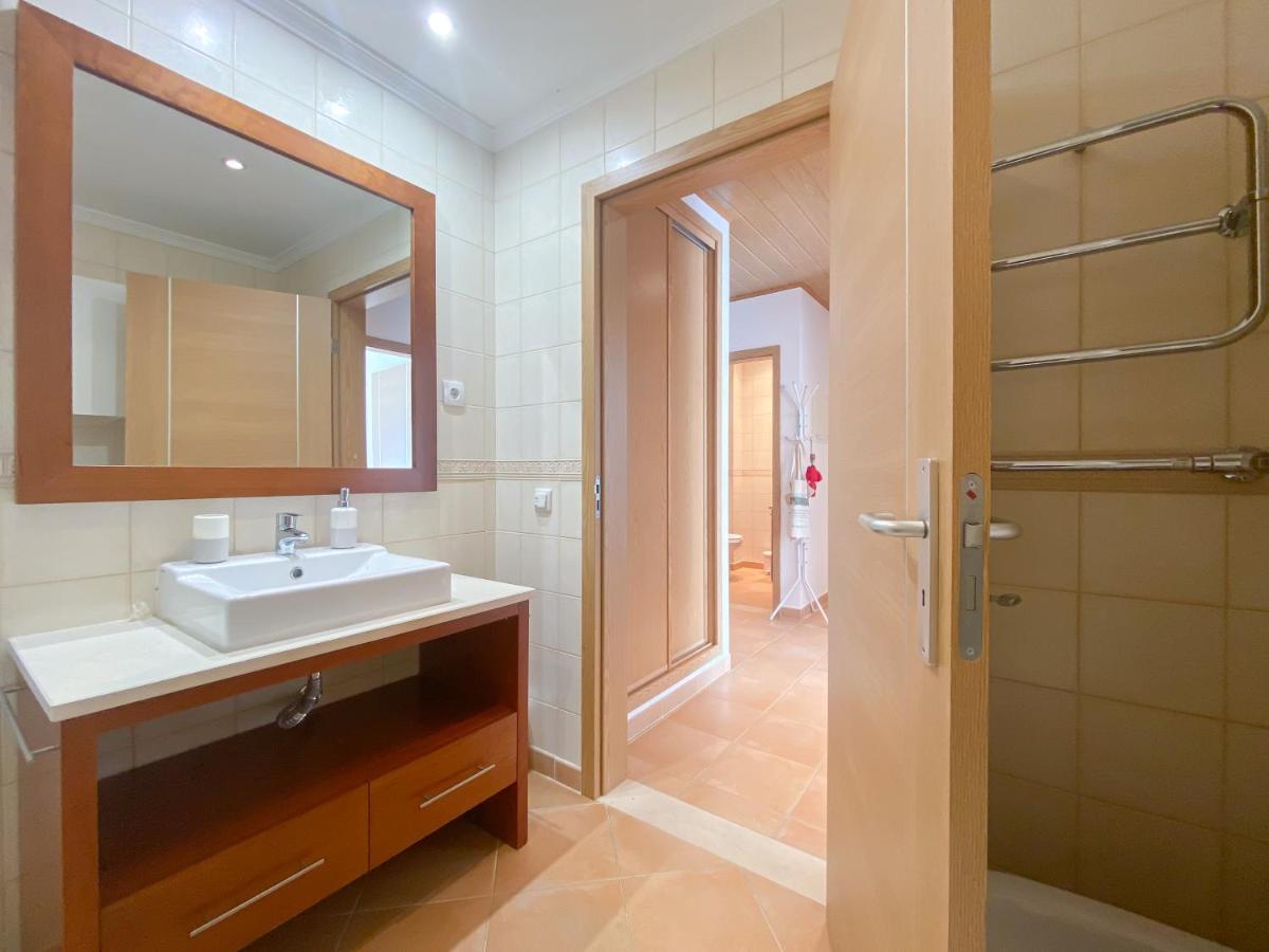 Charming Apartment With Panoramic View And Pool #1932 ลากอส ภายนอก รูปภาพ
