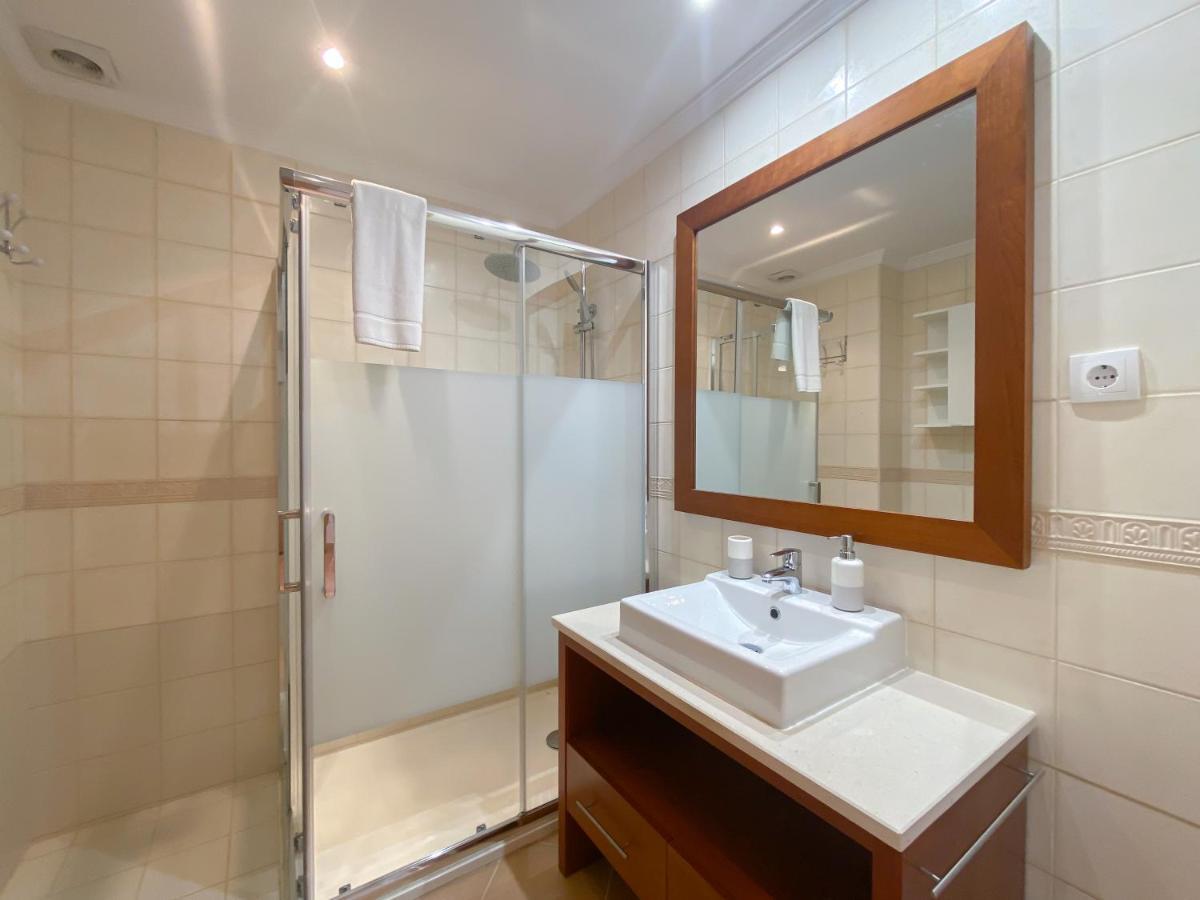 Charming Apartment With Panoramic View And Pool #1932 ลากอส ภายนอก รูปภาพ