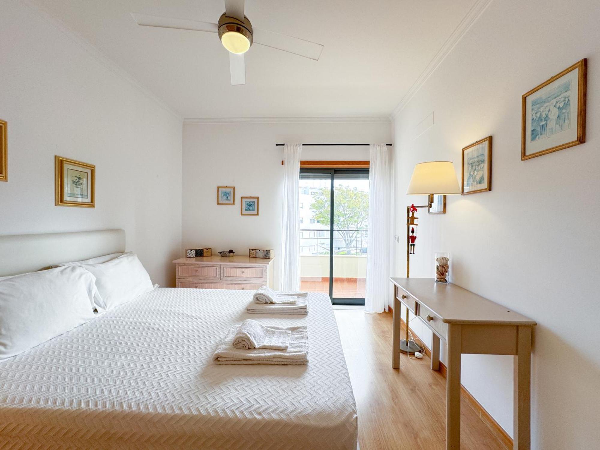 Charming Apartment With Panoramic View And Pool #1932 ลากอส ภายนอก รูปภาพ